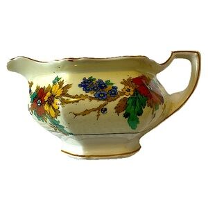 Gravy Boat, John Maddock & Sons England, Royal Ivory “Minerva”